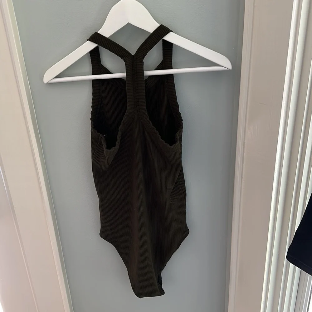 LOFT Ribbed Halter Bodysuit - Picture 4 of 4